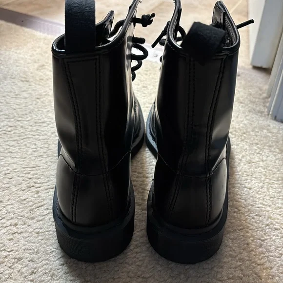 Dr Martens - Picture 4 of 8